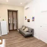 Mama Mia House Апартаменты